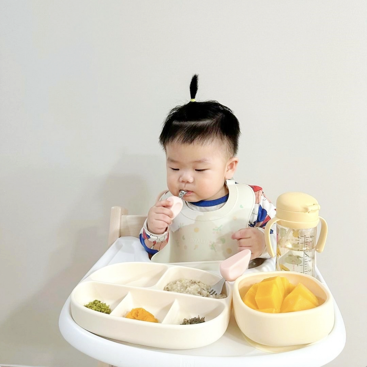 Ăn dặm thiếu chất béo kéo dài có thể khiến trẻ chậm tăng cân