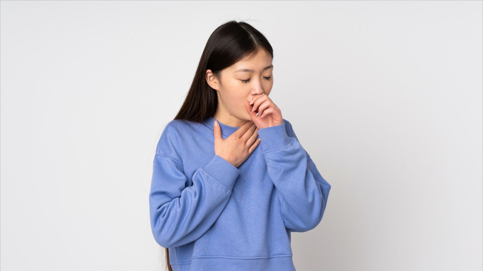 Chảy dịch mũi sau là nguyên nhân khiến họng bị vướng, ngứa và dễ xuất hiện cơn ho